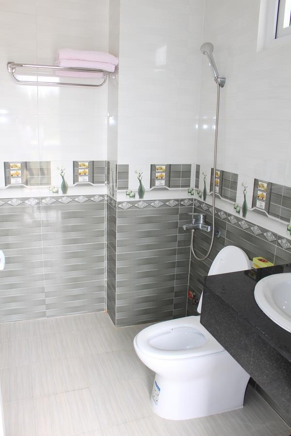 Hoang Gia Doc Let Hotel Ấp Ninh Hòa  Kültér fotó