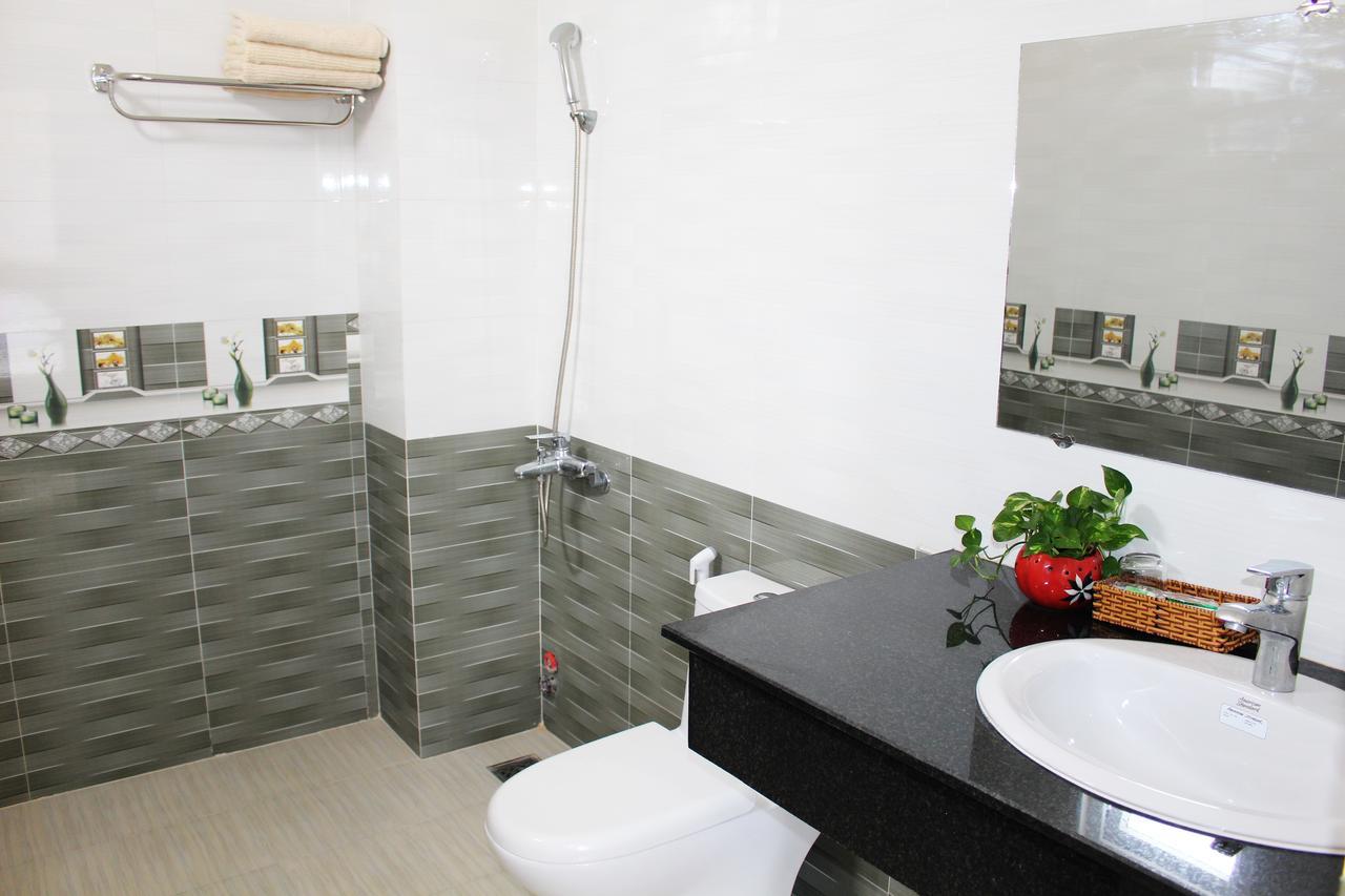 Hoang Gia Doc Let Hotel Ấp Ninh Hòa  Kültér fotó